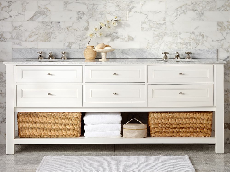 Elegant Shaker Style White Lacquered Matte Solid Wood Banyo Vanity na may Light Countertop
